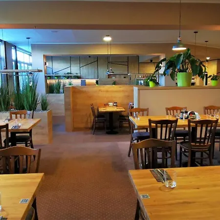 호텔 Sport 크랄루피나트블타보우